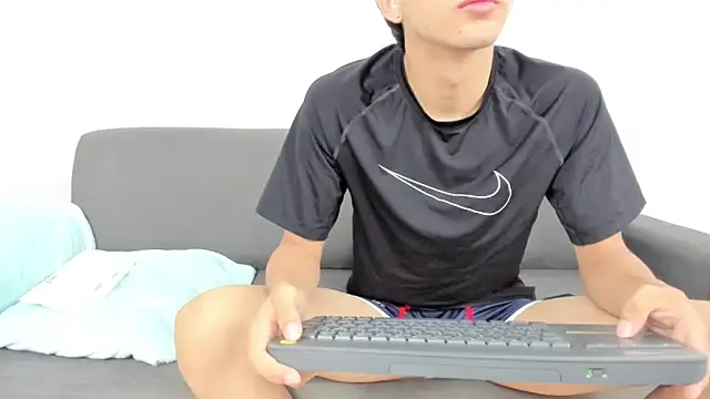 Snapshot of Steerlingxvx chatting on 02/18/26, 02:02 Steerlingxvx online show from 02/18/26, 02:02