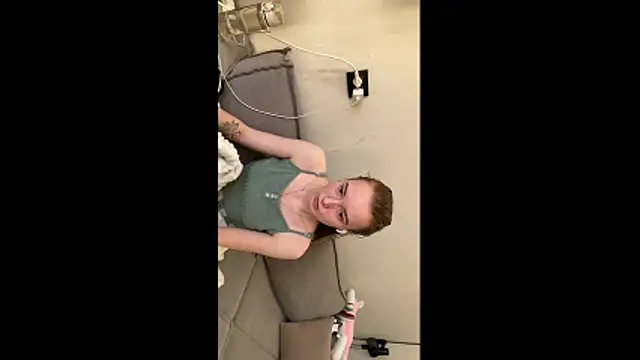 Snapshot of lunli0 chatting on 02/13/26, 10:55 lunli0 online show from 02/13/26, 10:55