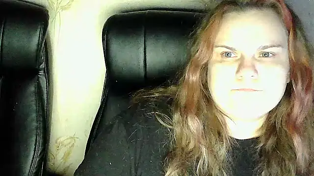 Snapshot of DollyGersoon chatting on 02/05/26, 07:51 DollyGersoon online show from 02/05/26, 07:51