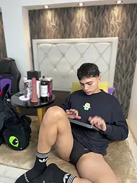 Samu Hott online show from 02/23/26, 08:17