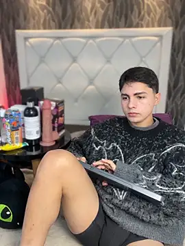 Samu Hott online show from 02/25/26, 08:18