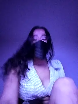 Snapshot of Milove86 chatting on 02/17/26, 05:15 Milove86 online show from 02/17/26, 05:15