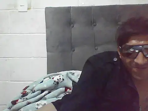 FierrudoMora777 online show from 03/23/26, 08:02