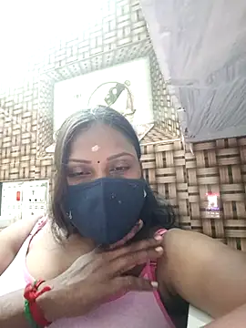 Snapshot of Tamil_Hot_Nisha chatting on 02/16/26, 04:03 Tamil Hot Nisha online show from 02/16/26, 04:03