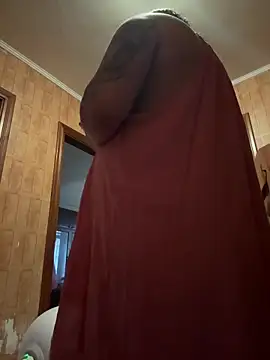 Snapshot of Naughtgirl_2026 chatting on 02/21/26, 12:28 Naughtgirl 2026 online show from 02/21/26, 12:28