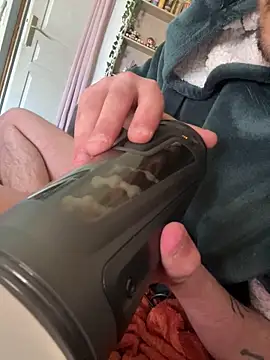 Piratee666 online show from 04/08/26, 07:19