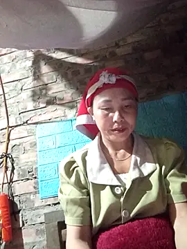 Snapshot of lena-cute chatting on 02/15/26, 10:28 lena-cute online show from 02/15/26, 10:28