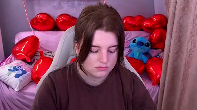 KristiFoxy online show from 02/09/26, 06:17