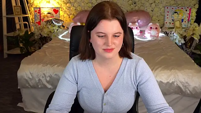 KristiFoxy online show from 04/09/26, 07:08