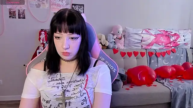 Snapshot of MollysLand chatting on 02/10/26, 08:29 MollysLand online show from 02/10/26, 08:29