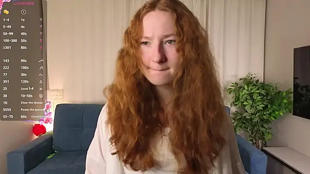 Snapshot of MaraButtrey chatting on 02/24/26, 01:03 MaraButtrey online show from 02/24/26, 01:03