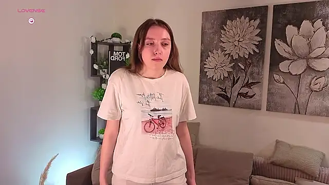 Snapshot of NenaWord chatting on 02/16/26, 01:13 NenaWord online show from 02/16/26, 01:13