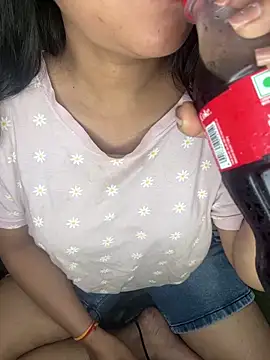 nauty girl shalu online show from 02/18/26, 05:25