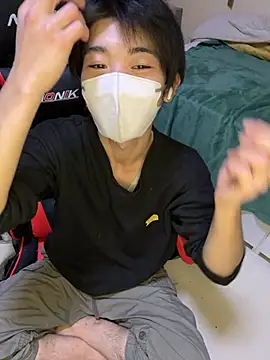 Snapshot of Mura109905 chatting on 03/03/26, 12:55 Mura109905 online show from 03/03/26, 12:55