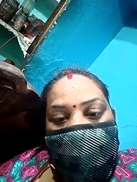 06Rozi online show from 03/04/26, 03:07