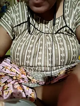 06Rozi online show from 04/17/26, 09:23