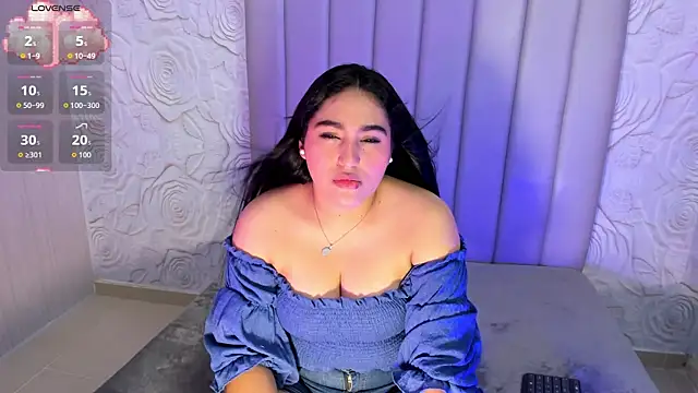 Lya dubois  online show from 03/03/26, 10:15