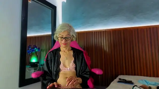 miss monserrate01 online show from 03/24/26, 02:00