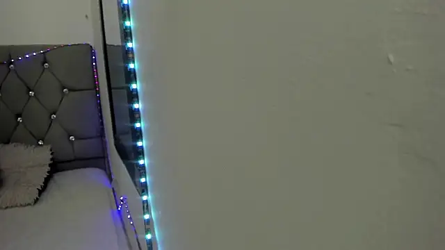 Snapshot of _1DERECK chatting on 02/16/26, 10:44 1DERECK online show from 02/16/26, 10:44