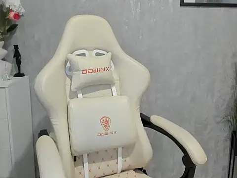 MistressMiia online show from 03/05/26, 03:41