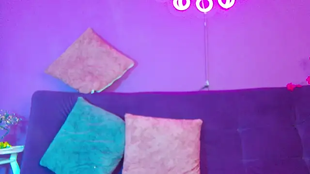 Snapshot of Noah_Greenhartt chatting on 02/20/26, 09:04 Noah Greenhartt online show from 02/20/26, 09:04