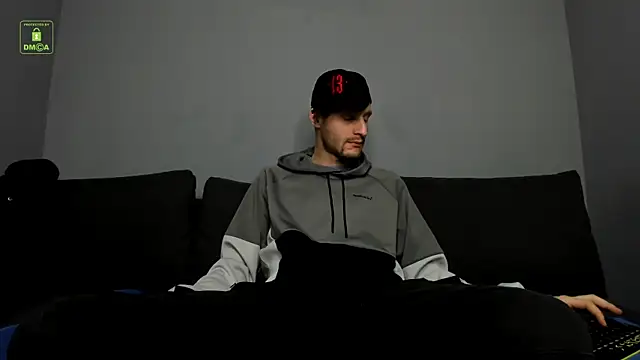 Snapshot of Deymond_Russo chatting on 02/25/26, 12:37 Deymond Russo online show from 02/25/26, 12:37