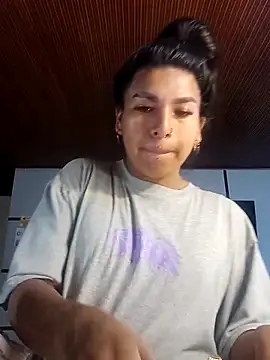 Snapshot of MeelFox chatting on 02/26/26, 12:15 MeelFox online show from 02/26/26, 12:15