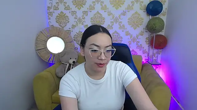 ALISS M  online show from 03/15/26, 02:12