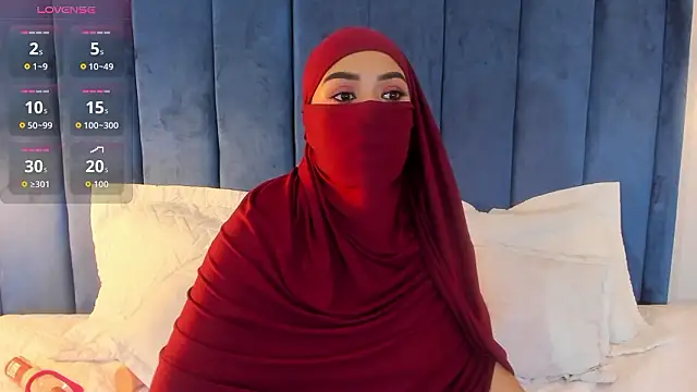 Snapshot of fatimarab__ chatting on 02/17/26, 03:58 fatimarab online show from 02/17/26, 03:58