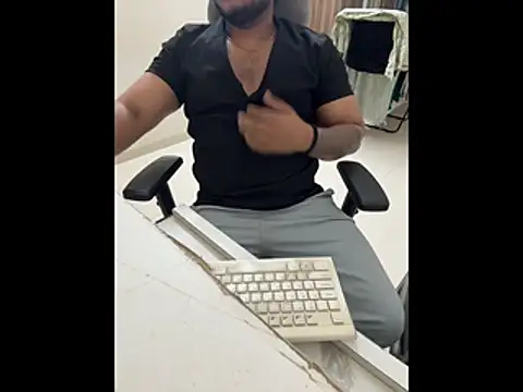 Snapshot of Rah0091 chatting on 02/25/26, 06:50 Rah0091 online show from 02/25/26, 06:50