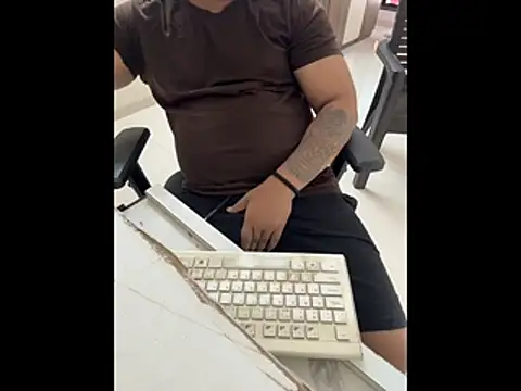 Snapshot of Rah0091 chatting on 02/26/26, 07:18 Rah0091 online show from 02/26/26, 07:18