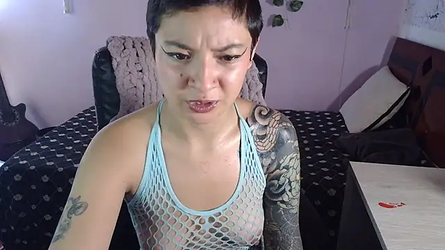 Snapshot of juaaanaaa chatting on 02/13/26, 12:12 juaaanaaa online show from 02/13/26, 12:12