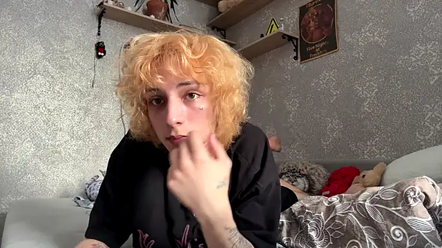 Snapshot of Fred_bucks chatting on 02/24/26, 08:12 Fred bucks online show from 02/24/26, 08:12