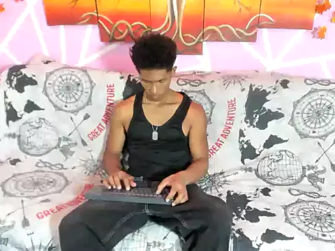 Yoel hot2004 online show from 02/05/26, 05:28