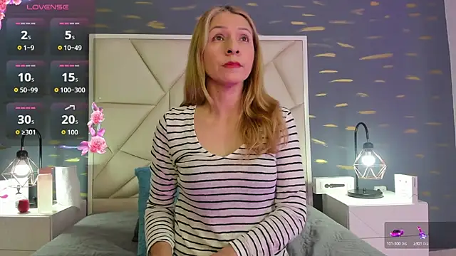 Snapshot of AlexaFoxx_ chatting on 02/20/26, 06:30 AlexaFoxx online show from 02/20/26, 06:30