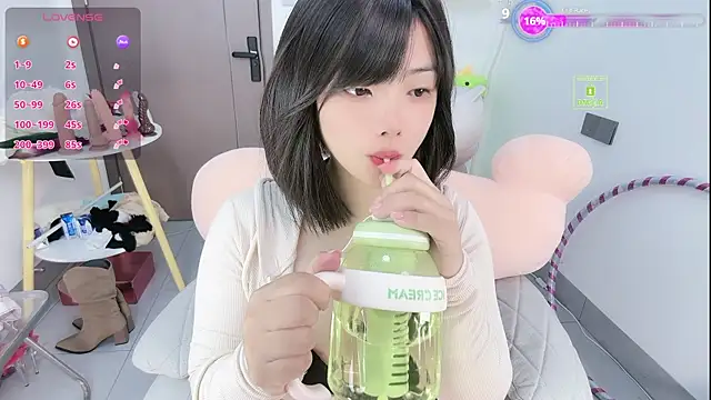 Minnie-Micky online show from 04/12/26, 08:58