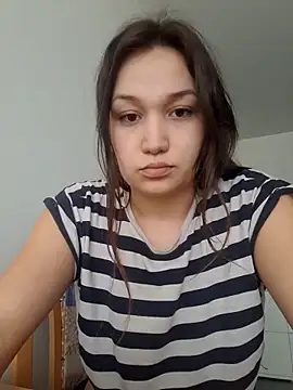 RoxyWeb18 online show from 02/13/26, 10:44