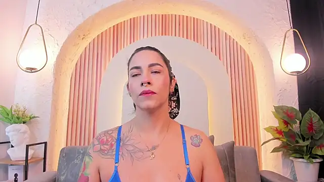 Snapshot of violet_scott_ chatting on 02/26/26, 10:14 violet scott online show from 02/26/26, 10:14