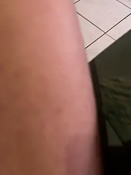 Snapshot of Kylxxx8 chatting on 02/03/26, 02:53 Kylxxx8 online show from 02/03/26, 02:53