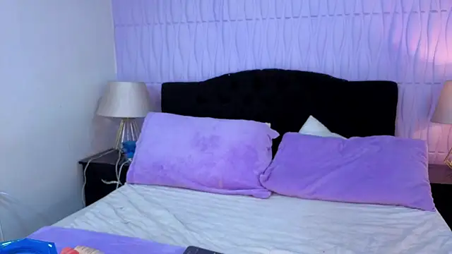 Snapshot of Mia_Cherry__ chatting on 02/07/26, 01:26 Mia Cherry online show from 02/07/26, 01:26