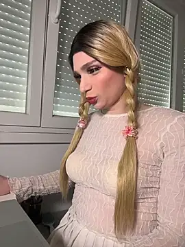 Julia SweetBaby online show from 03/27/26, 11:10