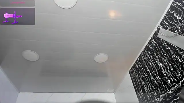 Ladyy Scarlett online show from 04/11/26, 07:45