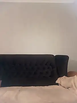 MiaMooly online show from 10/10/25, 02:27