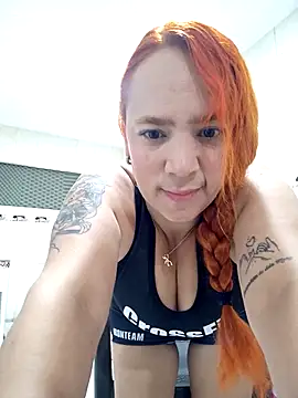 Snapshot of -Serena_ chatting on 03/10/26, 01:27 -Serena online show from 03/10/26, 01:27