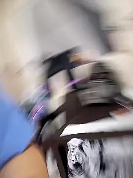 Snapshot of -Serena_ chatting on 03/18/26, 02:20 -Serena online show from 03/18/26, 02:20