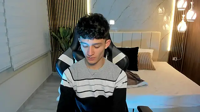 Patrick Howland  online show from 02/17/26, 03:25