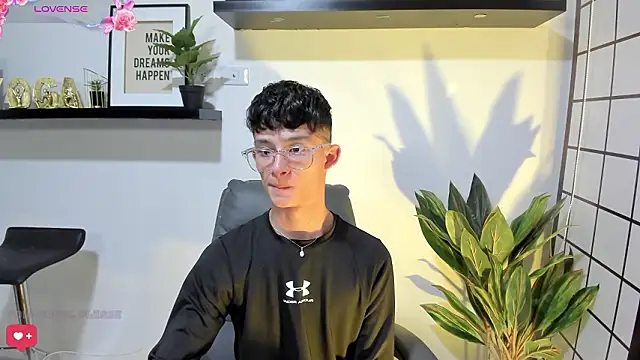 Patrick Howland  online show from 04/02/26, 01:36