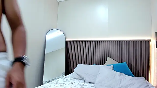 Mike Conors online show from 03/28/26, 02:44