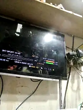 Snapshot of Aww21 chatting on 02/14/26, 10:28 Aww21 online show from 02/14/26, 10:28