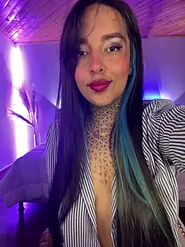 Annie Alicee online show from 03/25/26, 02:45